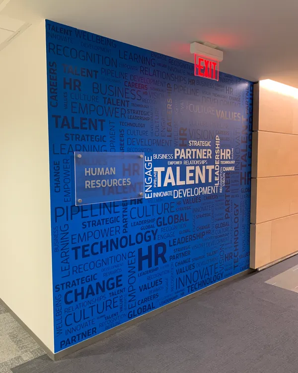 HR Wall image